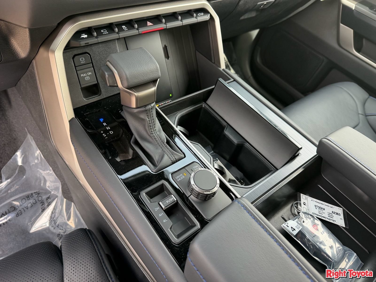 New 2026 Toyota Tundra Platinum AWD/4WD image 24