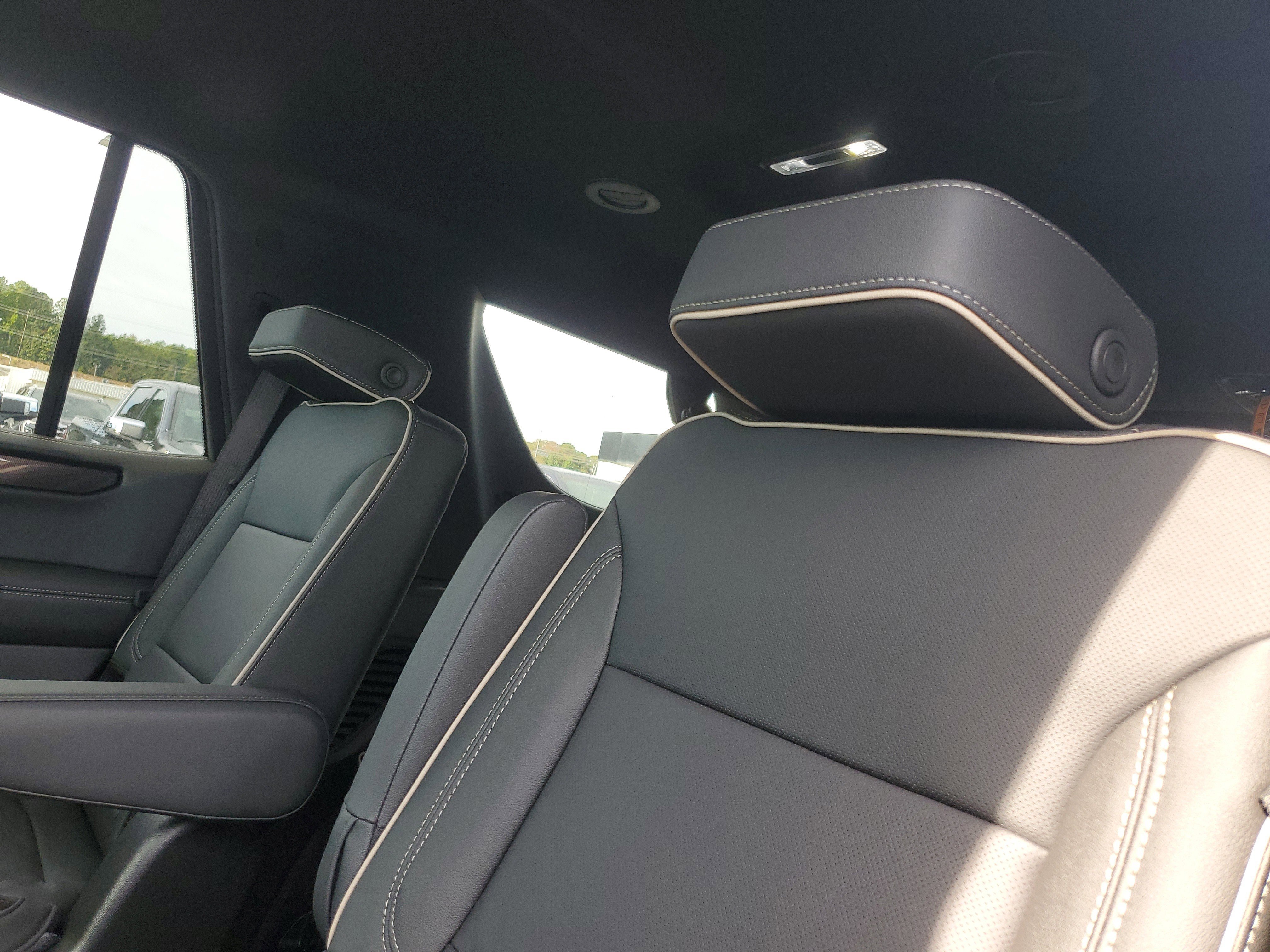 New 2026 GMC Yukon Elevation image 10