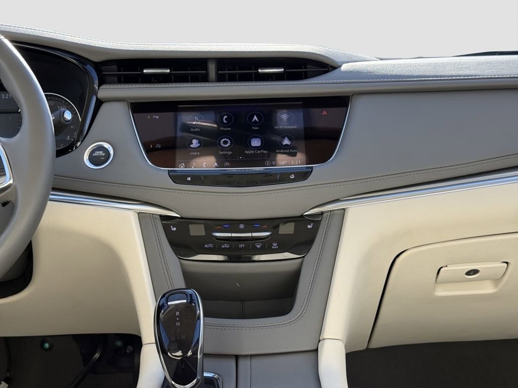Used 2025 Cadillac XT5 Premium Luxury image 14