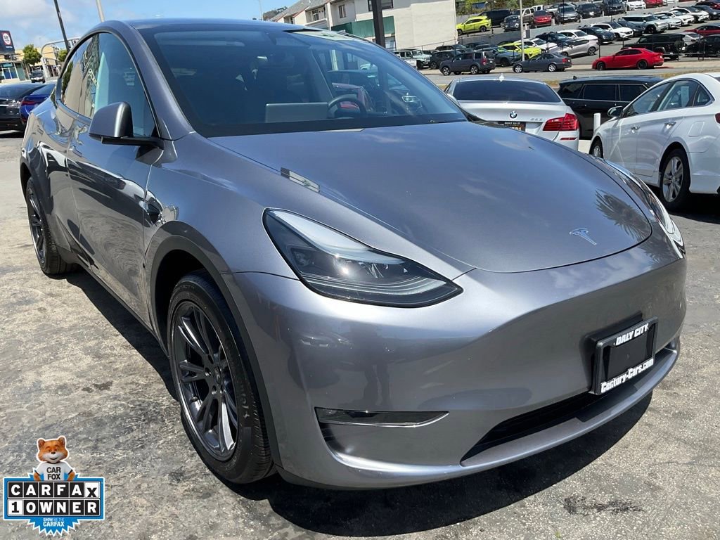 Used 2025 Tesla Model Y Long Range AWD/4WD image 72