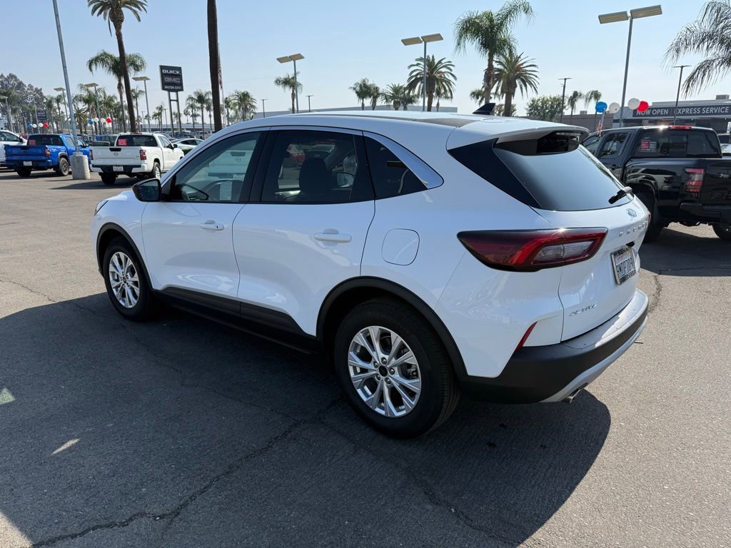 Used 2024 Ford Escape Active image 4