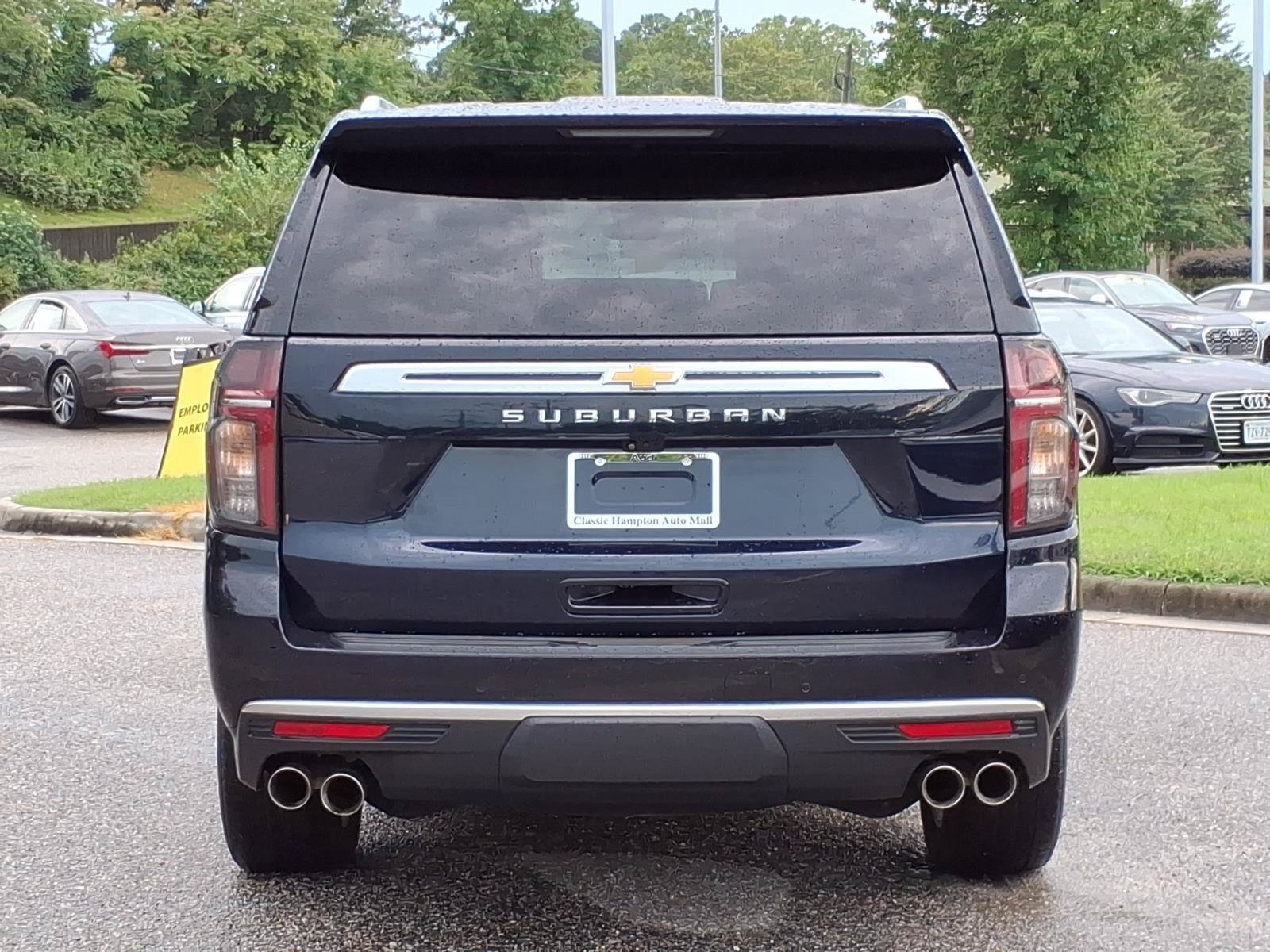 Used 2024 Chevrolet Suburban High Country w/ Advanced Technology Package AWD/4WD image 9