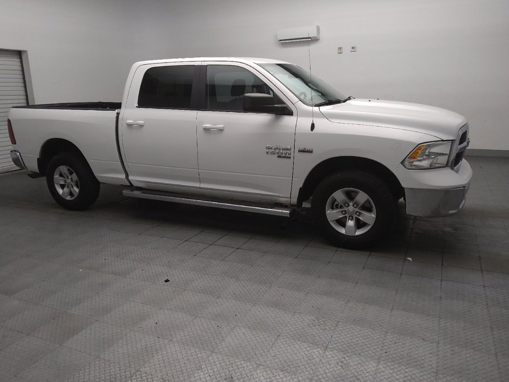 Used 2019 RAM 1500 Classic SLT AWD/4WD image 11