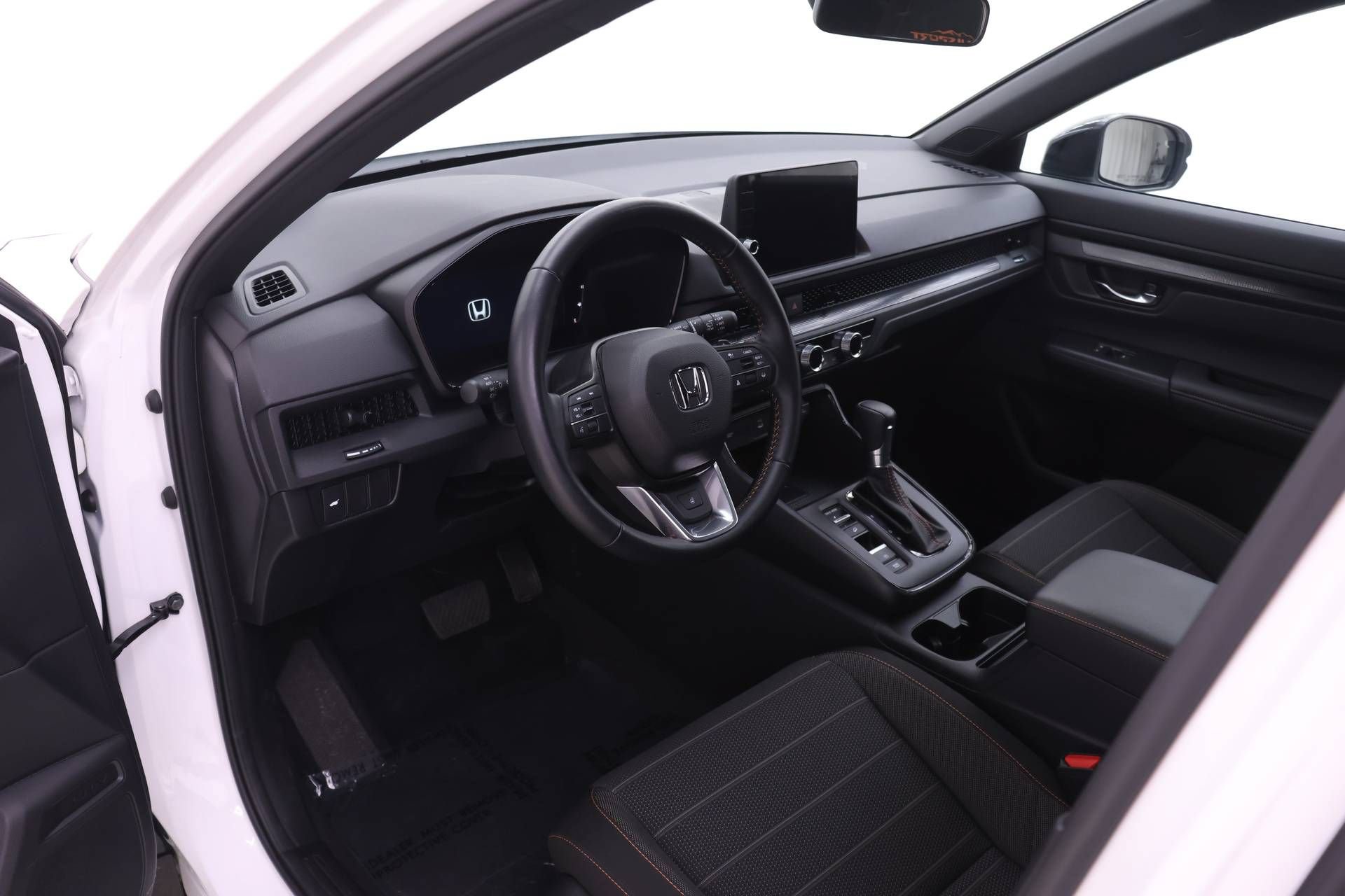 Certified 2026 Honda CR-V TrailSport image 3