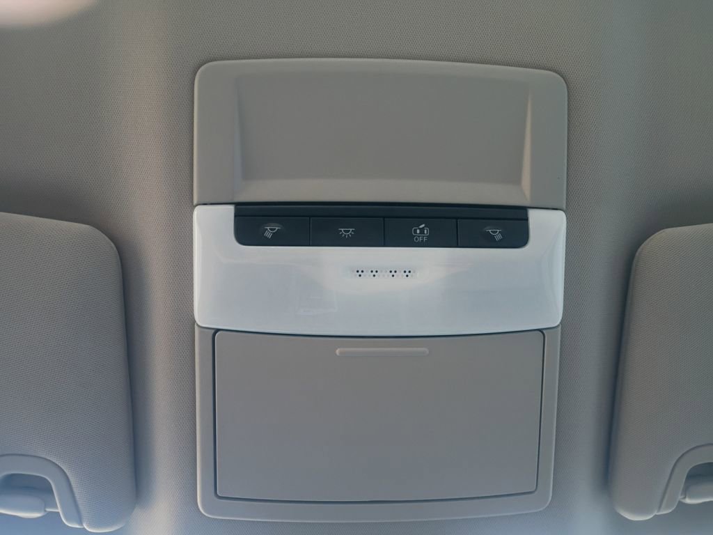 Used 2025 Nissan Altima 2.5 SV FWD image 7