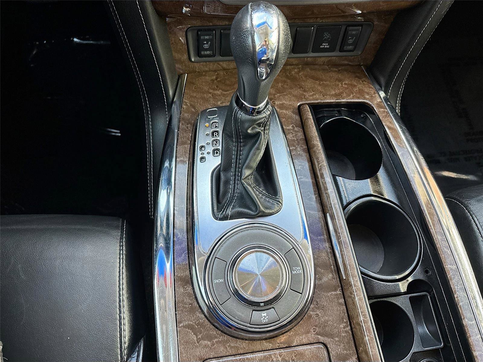 Used 2016 INFINITI QX80 Luxe w/ 22" Wheel Package image 17