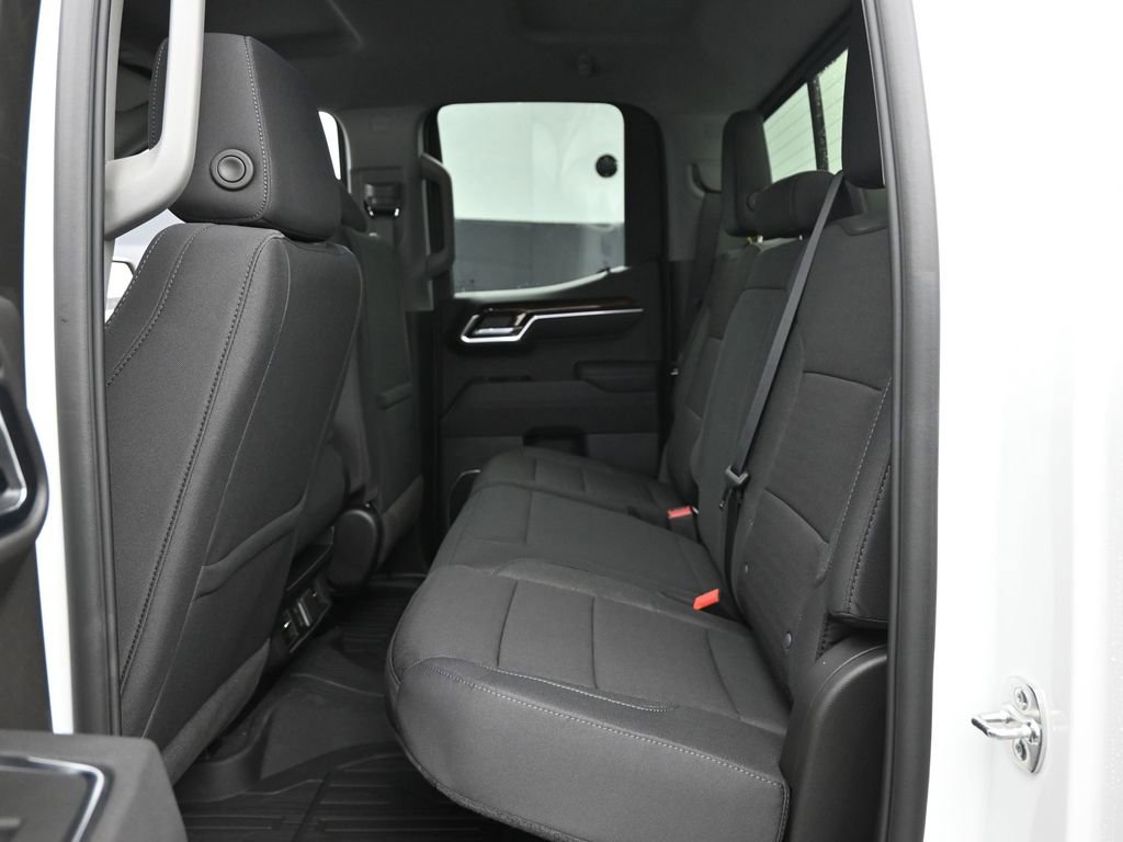 New 2026 GMC Sierra 1500 SLE w/ Preferred Package image 11
