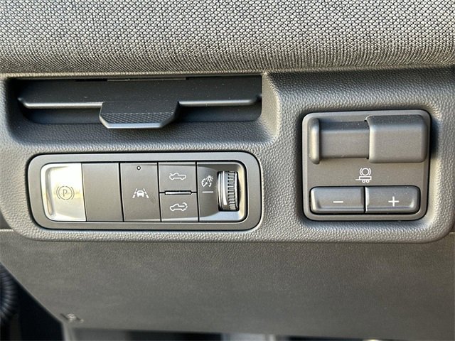 Used 2026 GMC Sierra EV Elevation image 16