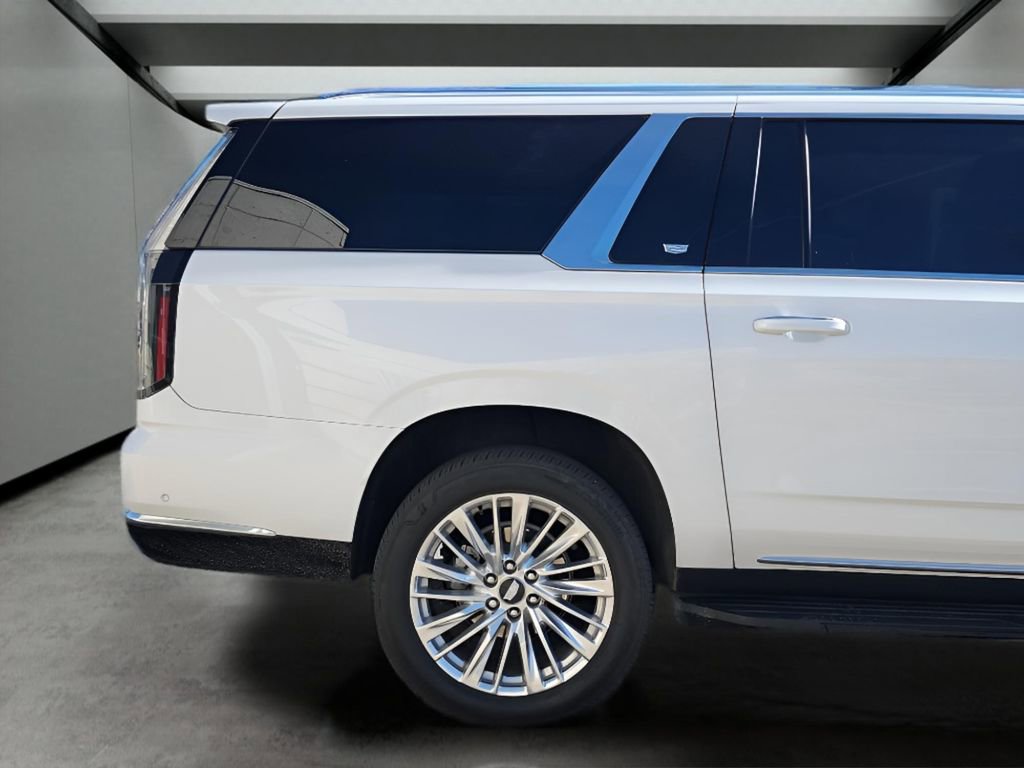 Used 2025 Cadillac Escalade ESV Premium Luxury w/ LPO, Floor Liner Package image 23