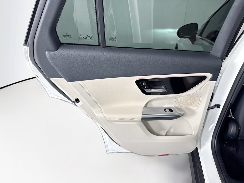 Certified 2026 Mercedes-Benz GLC 300 4MATIC image 26