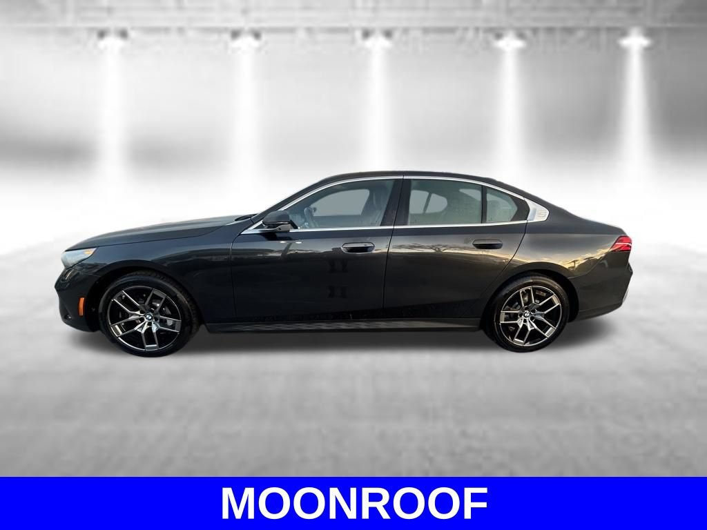 Used 2026 BMW 530i RWD image 8