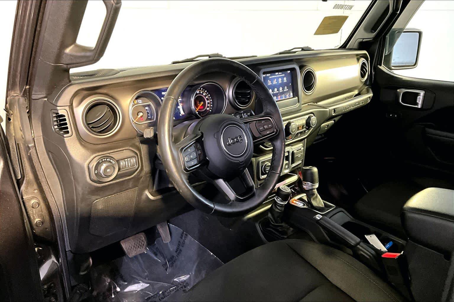 Used 2019 Jeep Wrangler Sport AWD/4WD image 18