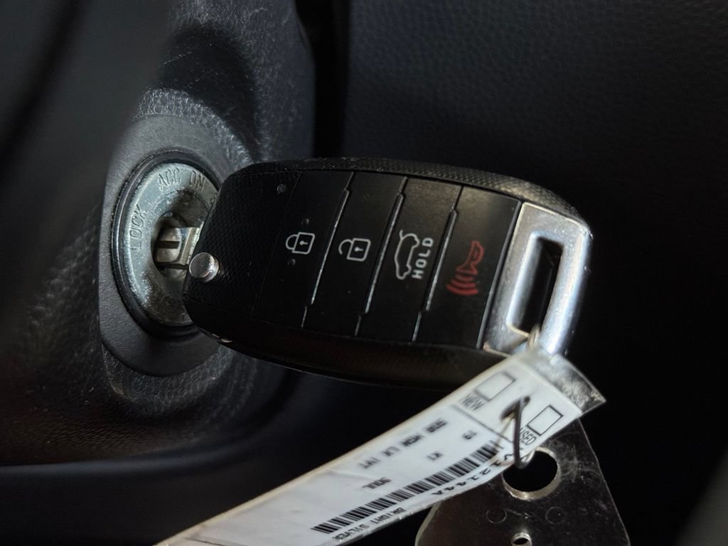 Used 2019 Kia Soul + FWD image 31