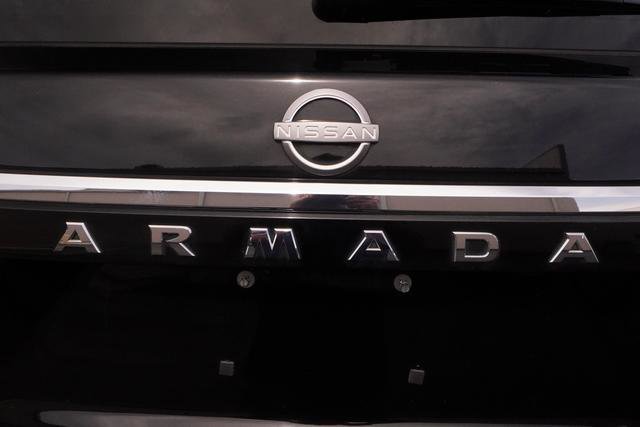 Used 2023 Nissan Armada SL w/ Captain's Chairs Package RWD image 43