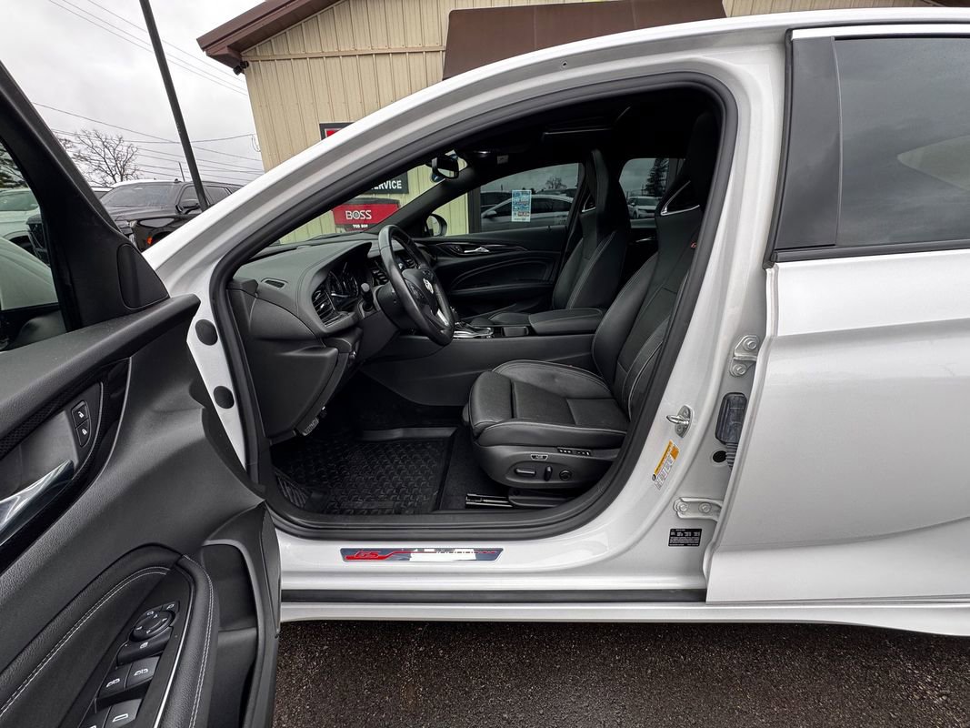 Used 2020 Buick Regal GS image 10
