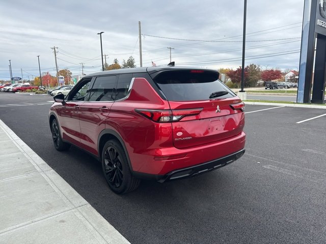 Used 2023 Mitsubishi Outlander SEL Black Edition image 5