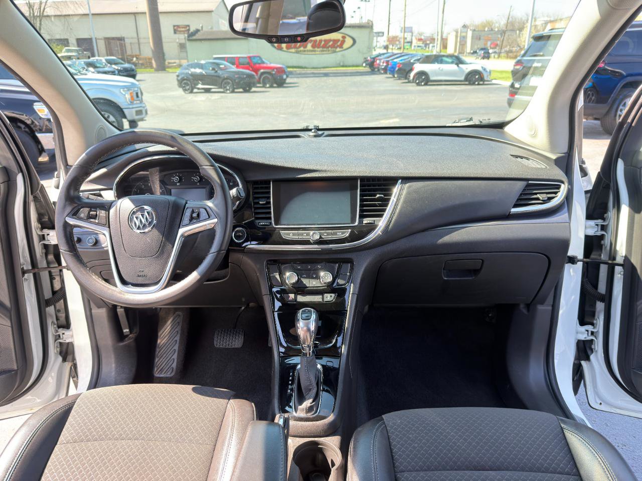 Used 2020 Buick Encore Preferred FWD image 31
