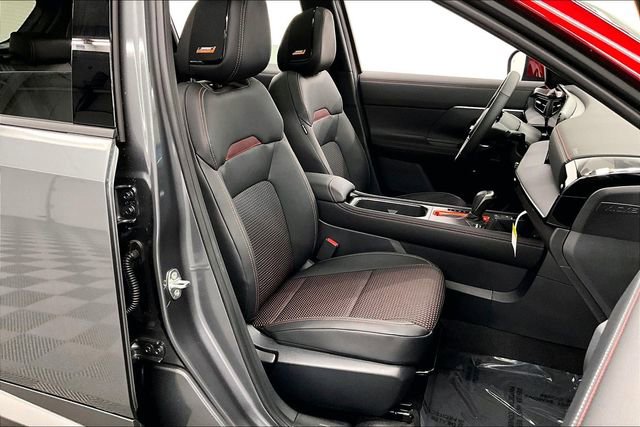 New 2026 Nissan Kicks SR w/ SR Premium Package image 34