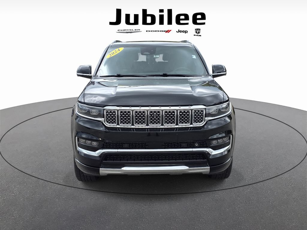 Used 2024 Jeep Grand Wagoneer Series III w/ Flexible Seating Group AWD/4WD image 2