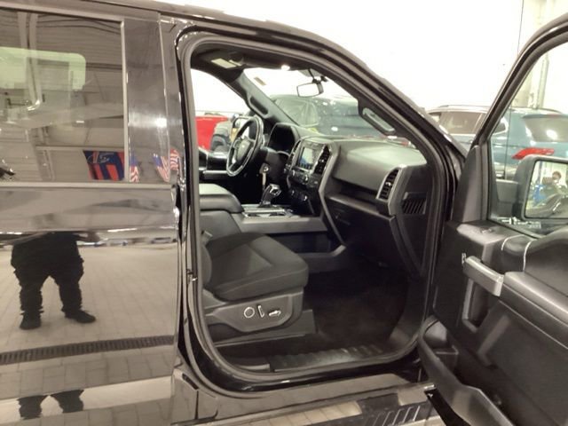 Used 2018 Ford F150 XLT w/ Equipment Group 302A Luxury AWD/4WD image 11