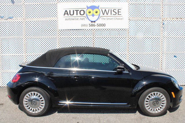 Used 2014 Volkswagen Beetle 2.5 image 11