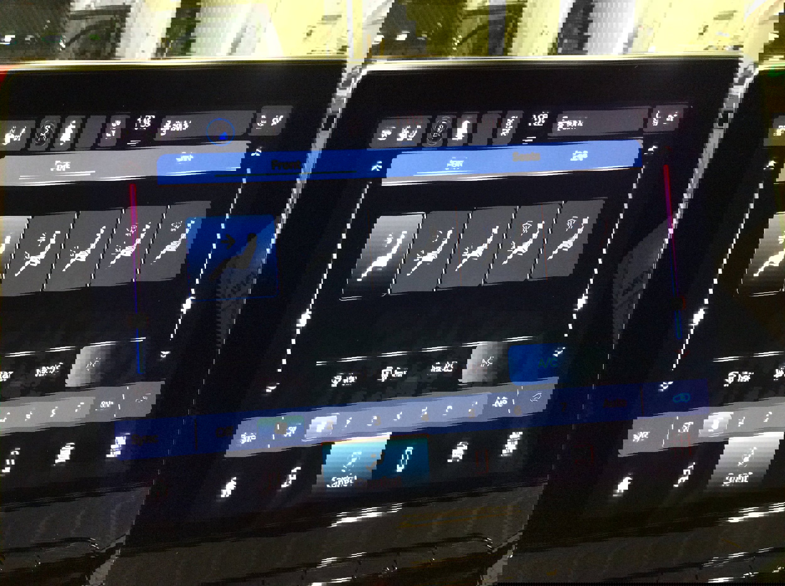 Used 2024 Jeep Compass Limited image 25