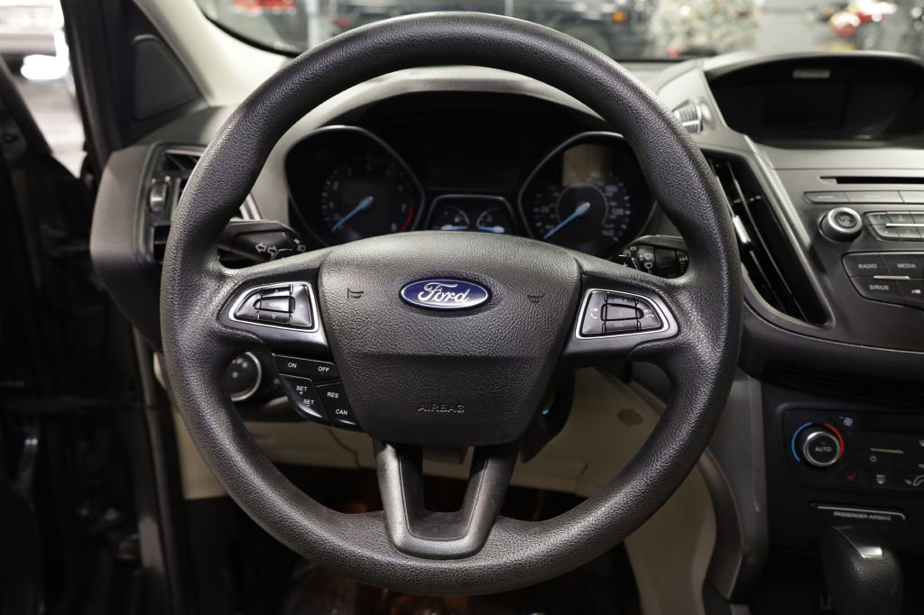Used 2017 Ford Escape SE w/ SE Cold Weather Package image 23