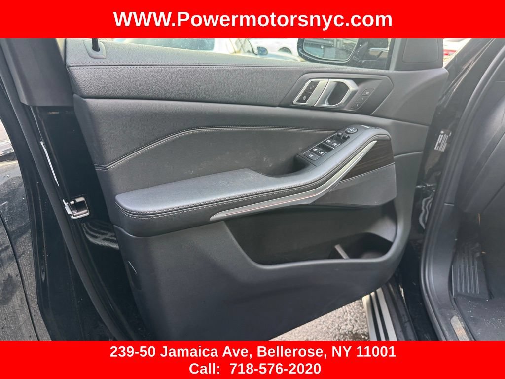 Used 2023 BMW X5 xDrive40i AWD/4WD image 23