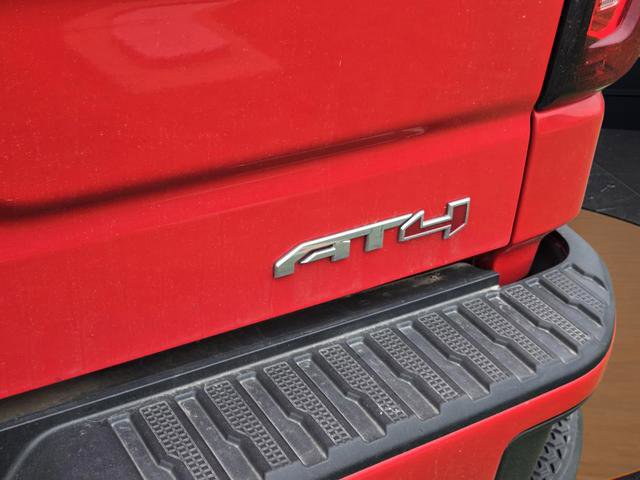 Used 2022 GMC Sierra 1500 AT4 w/ AT4 Premium Package AWD/4WD image 34