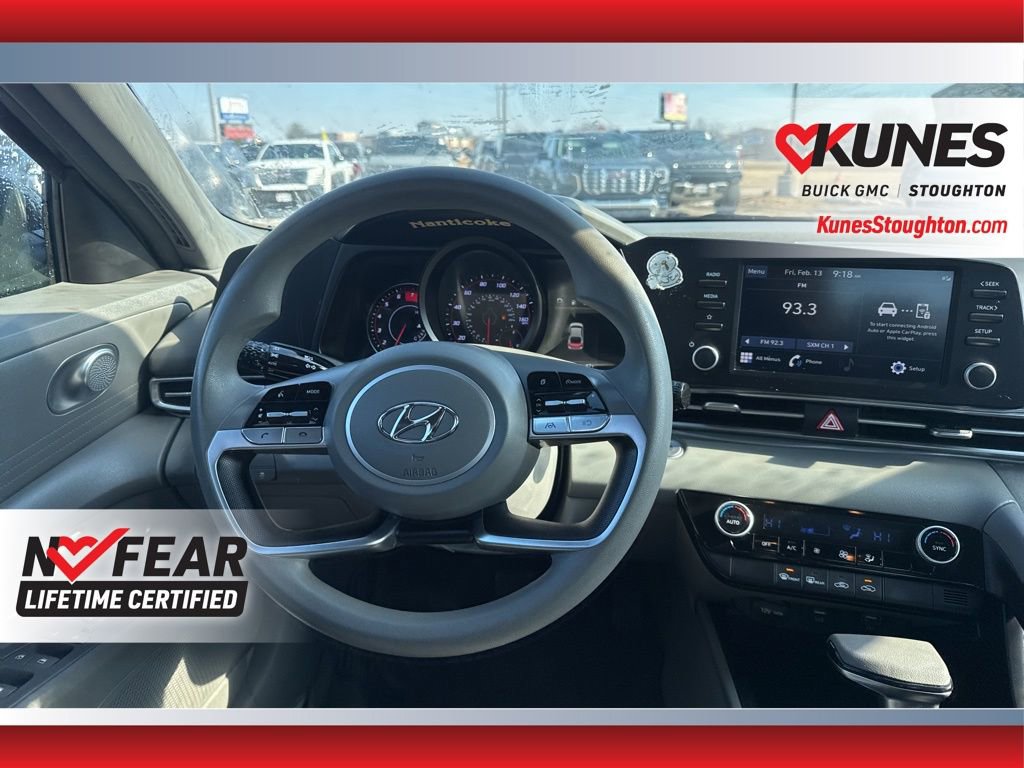 Used 2022 Hyundai Elantra SEL image 39