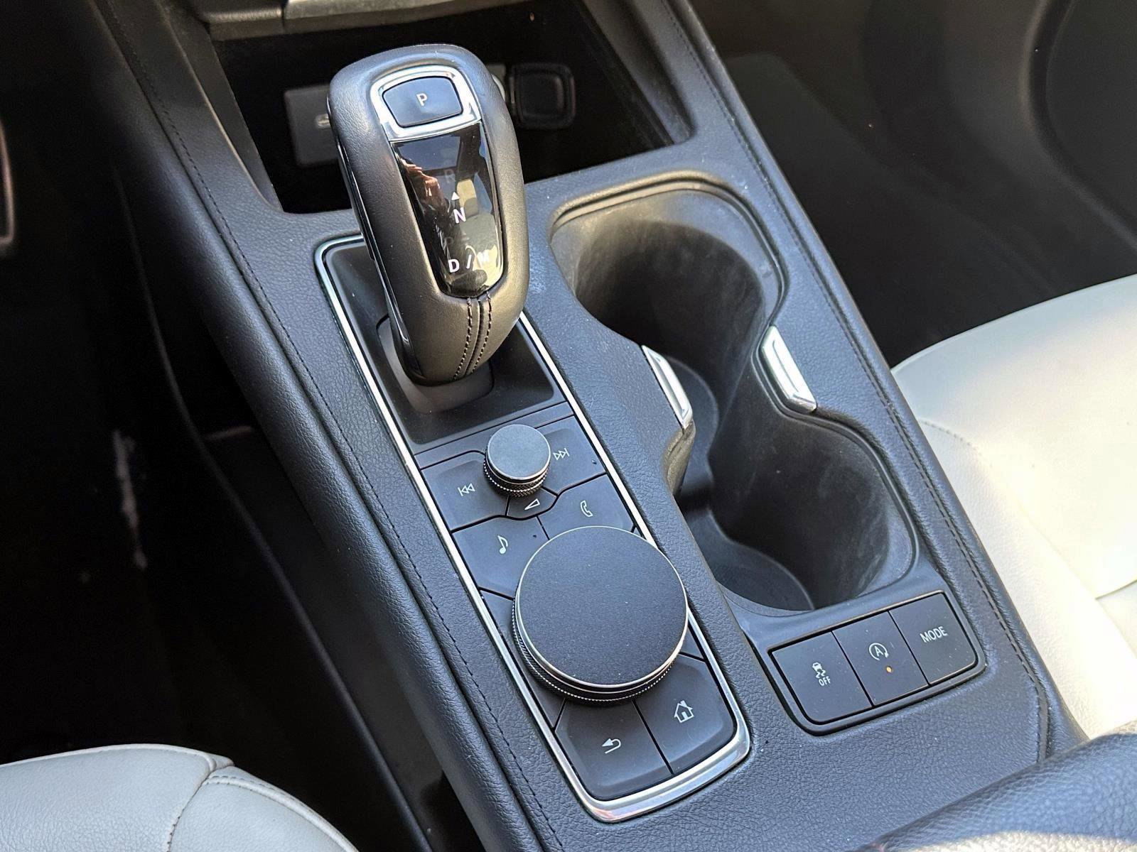 Used 2019 Cadillac XT4 Sport w/ Cold Weather Package image 27