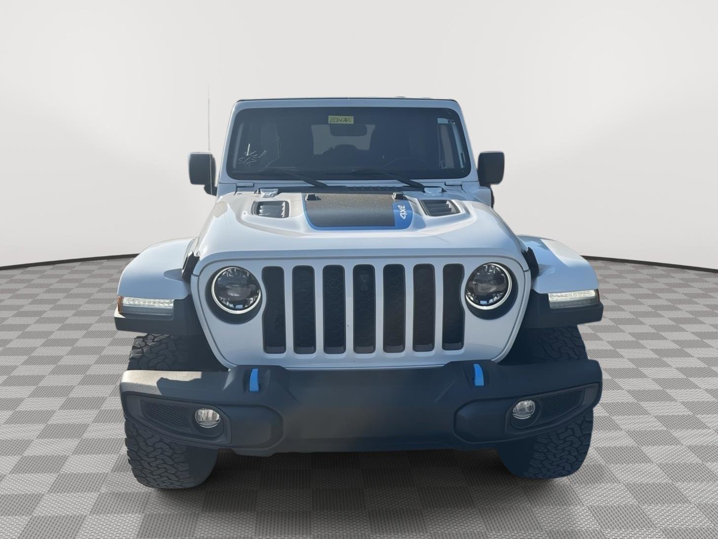 Used 2023 Jeep Wrangler Unlimited Rubicon 4xe w/ Cold Weather Group AWD/4WD image 8