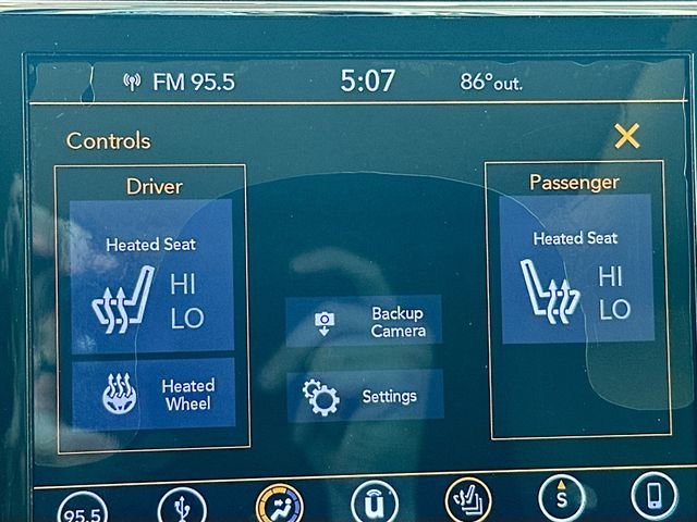 Used 2019 Jeep Grand Cherokee Limited image 21