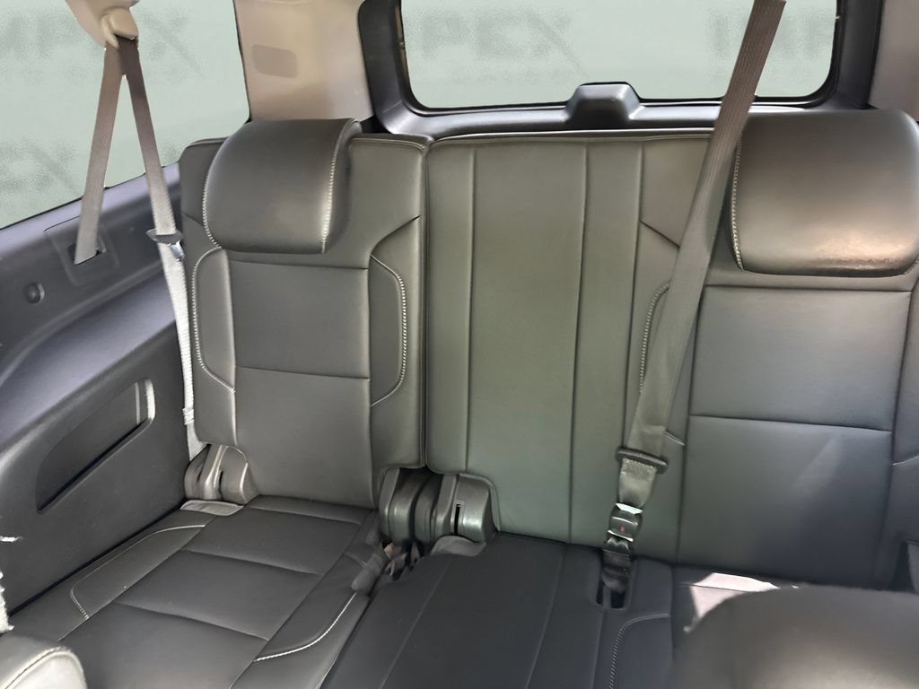 Used 2018 Chevrolet Suburban Premier AWD/4WD image 14