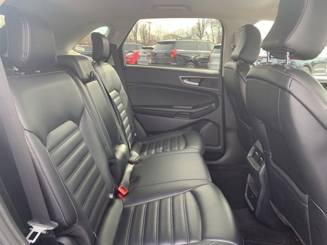 Used 2024 Ford Edge SEL image 12