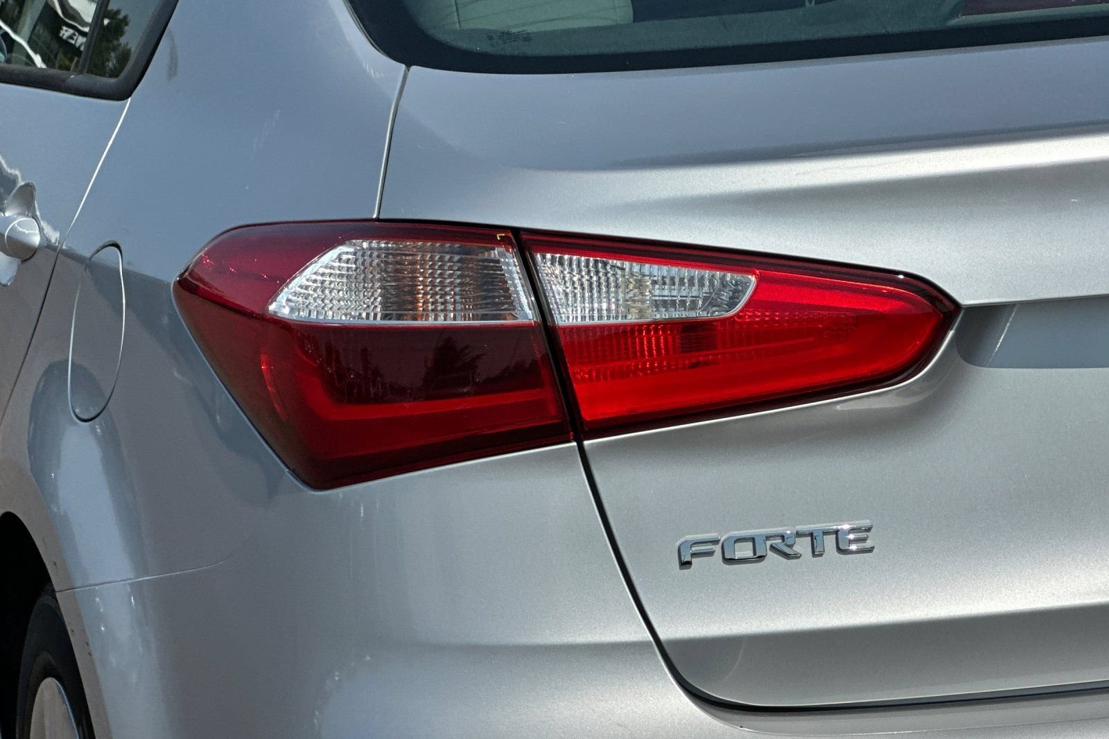 Used 2016 Kia Forte LX FWD image 24