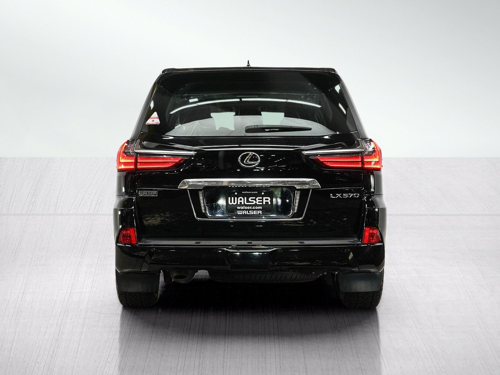 Used 2018 Lexus LX 570 4WD image 6