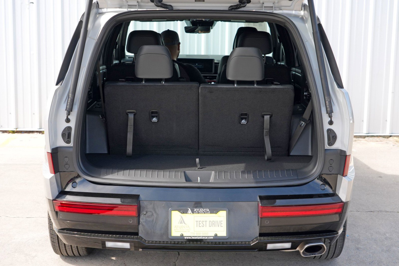 Used 2025 Hyundai Santa Fe Calligraphy image 9