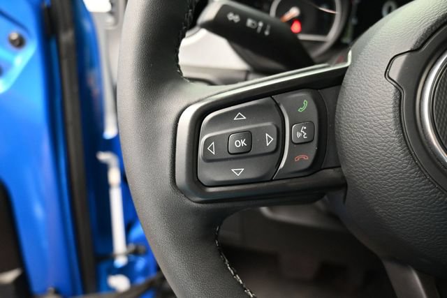 Used 2025 Jeep Wrangler Unlimited Sport AWD/4WD image 18