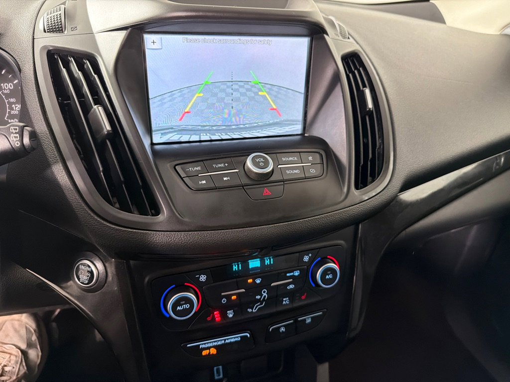 Used 2019 Ford Escape SE AWD/4WD image 17