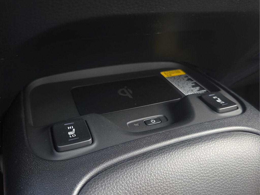 Used 2026 Toyota Corolla XLE FWD image 21