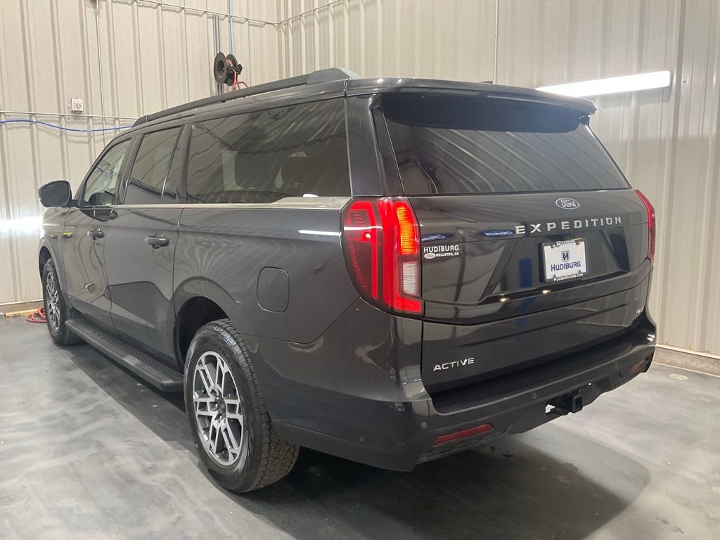 Used 2025 Ford Expedition Max Active AWD/4WD image 25