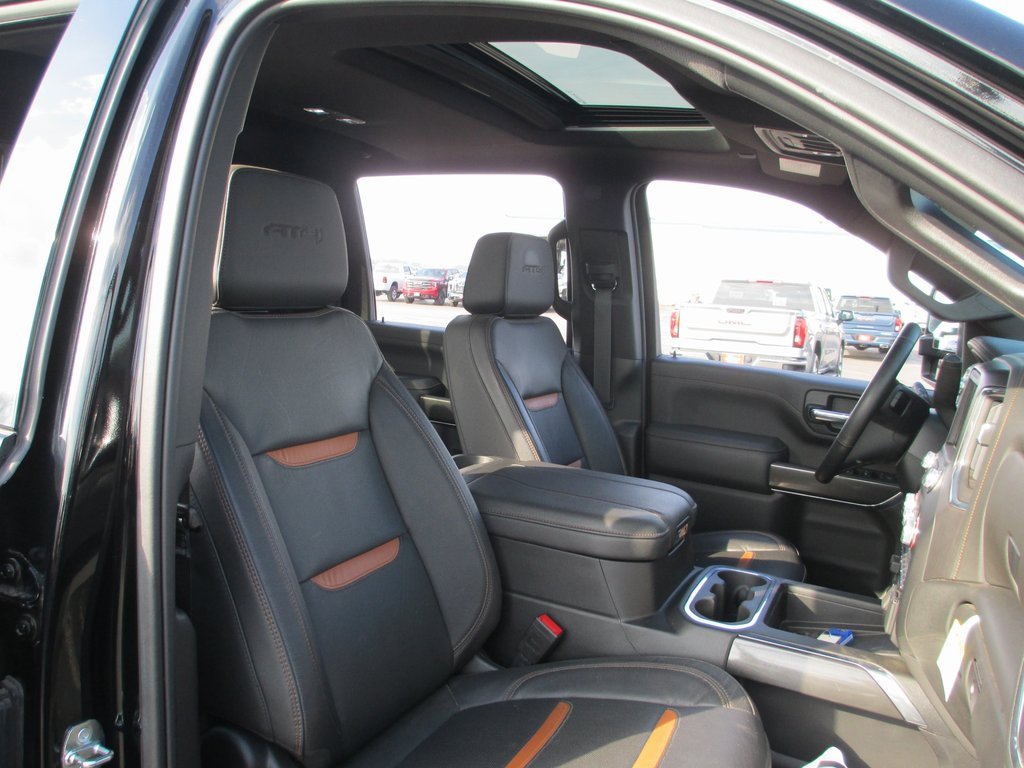 Used 2023 GMC Sierra 2500 AT4 w/ AT4 Preferred Package image 25