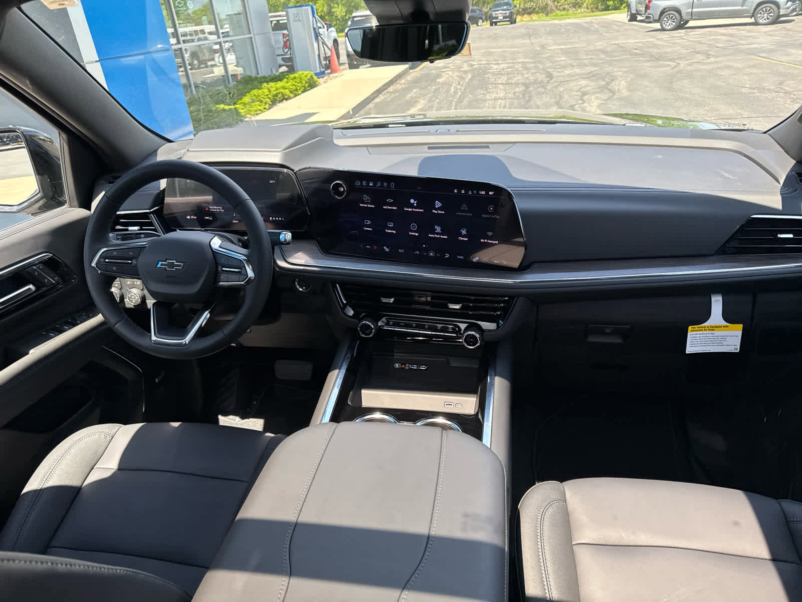 New 2026 Chevrolet Tahoe Z71 w/ Z71 Off-Road Package AWD/4WD image 7