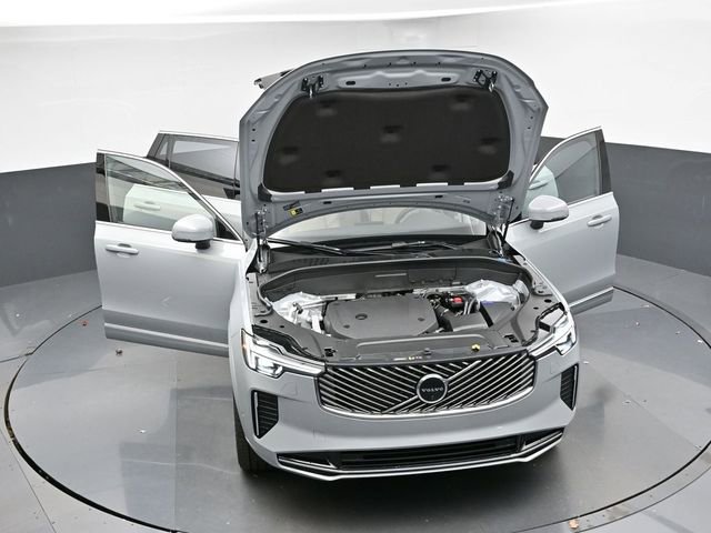 New 2026 Volvo XC90 B6 Plus w/ Protection Package Premier image 51