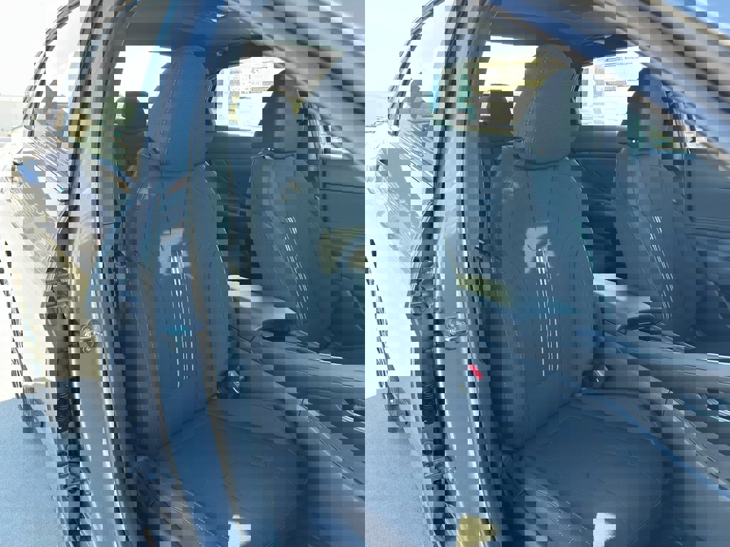 New 2026 Hyundai Elantra SEL Sport Premium image 30