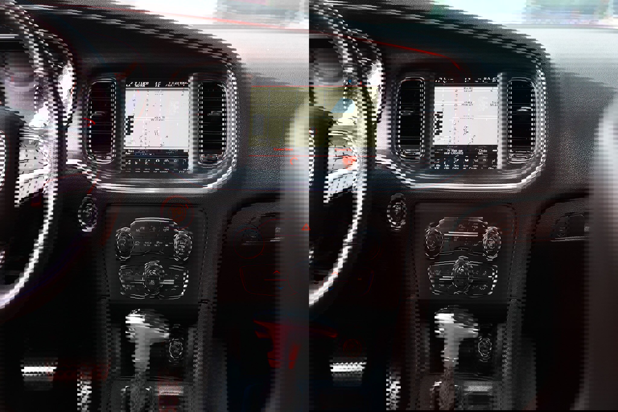 Used 2018 Dodge Charger R/T Scat Pack RWD image 40