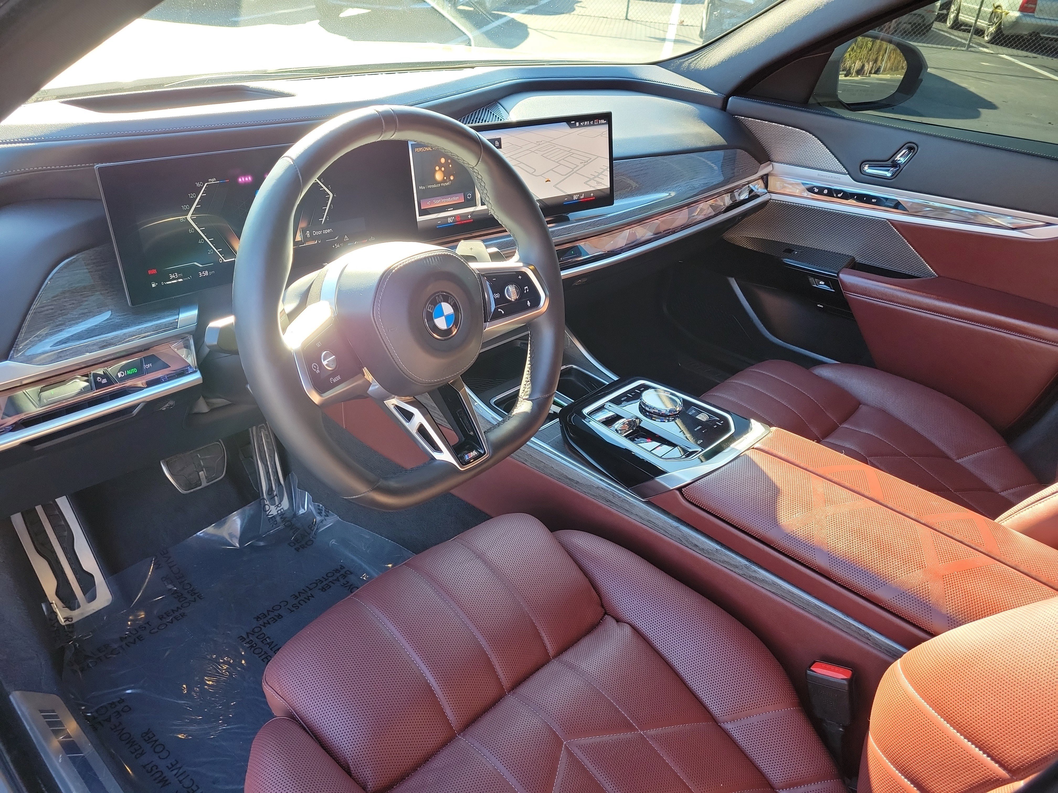 Used 2023 BMW 740i image 22