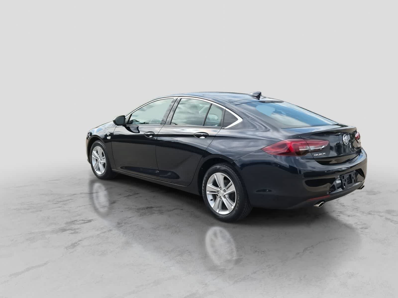 Used 2018 Buick Regal Preferred FWD image 6