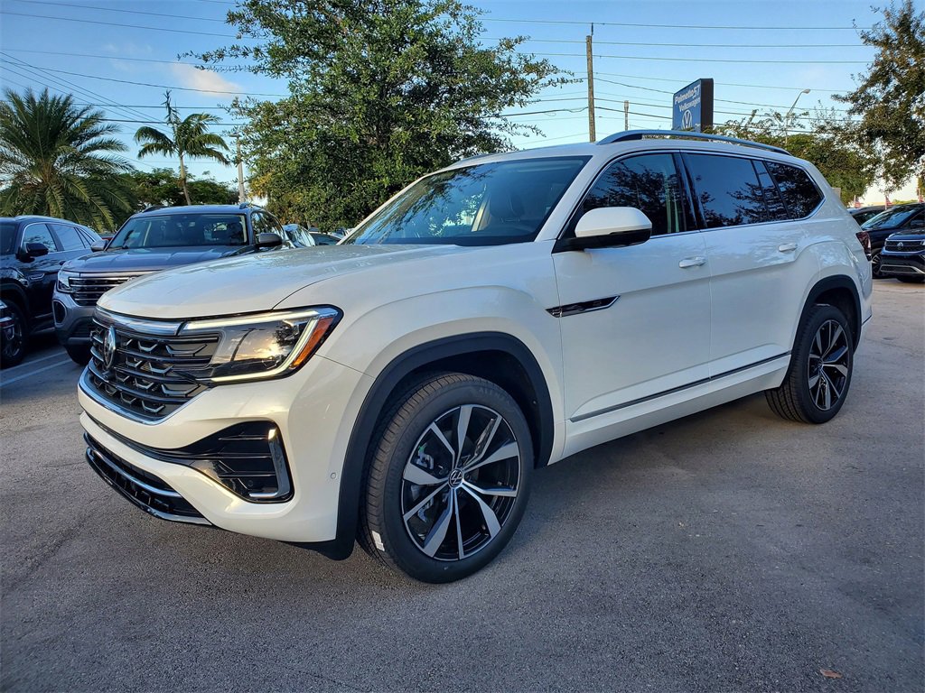 New 2026 Volkswagen Atlas SEL Premium R-Line image 3
